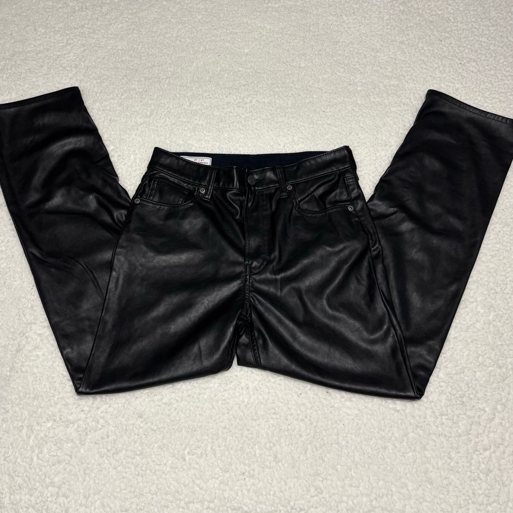 GAP Women Black Faux Leather High Rise Cheeky Straight Pants